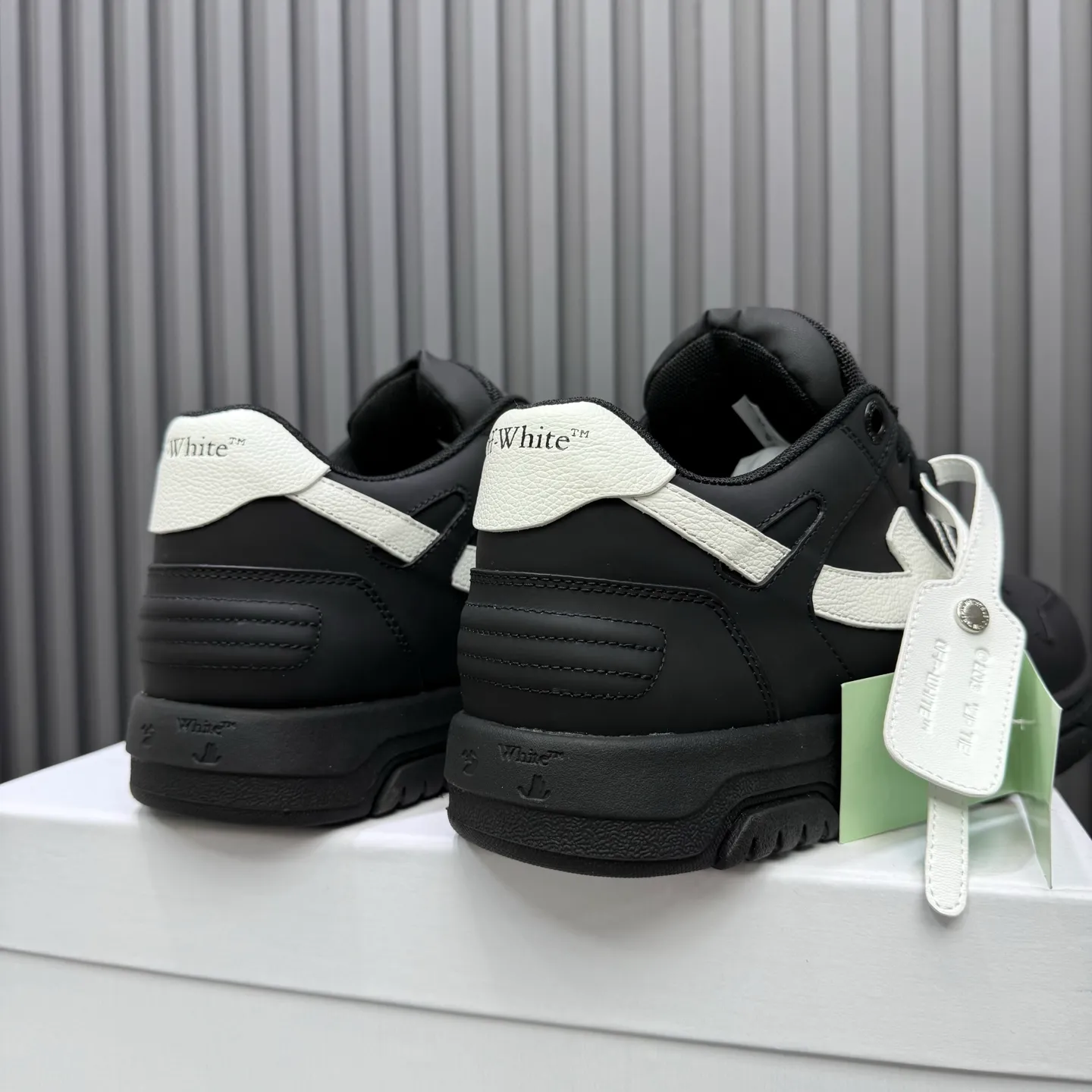 P620 OFF WHITE⚡️Couple model⚡️35-40 women’s model 39-46 men’s model